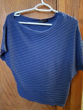 Banana Republic size small sweater